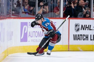 Nathan MacKinnon